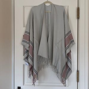 Causebox Siizu Poncho Wrap Shawl
